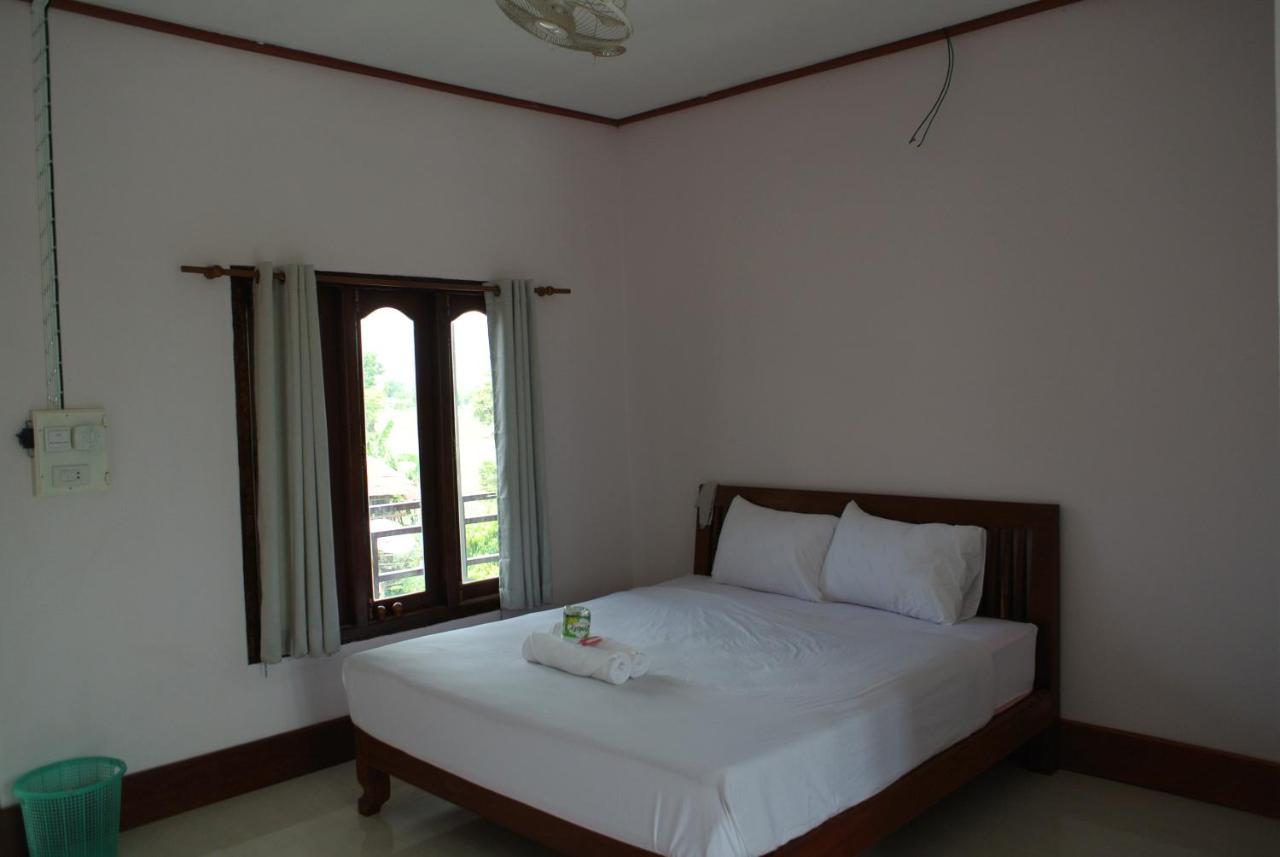 Mama Leurth Sunset Guesthouse Дон Дет Номер фото