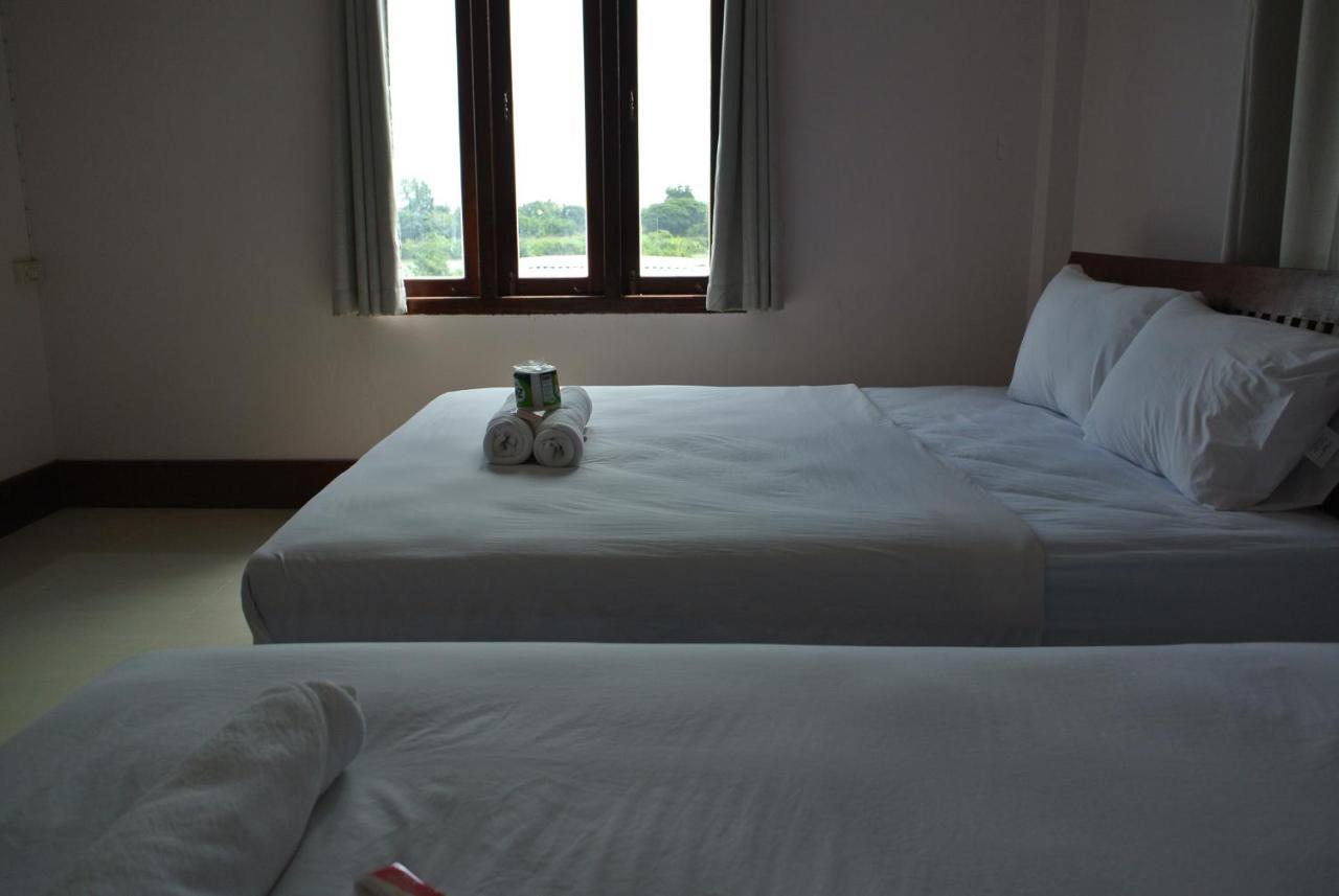 Mama Leurth Sunset Guesthouse Дон Дет Номер фото